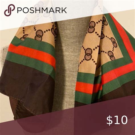 what does gucci sine bouquet scarf say|gucci scarf false.